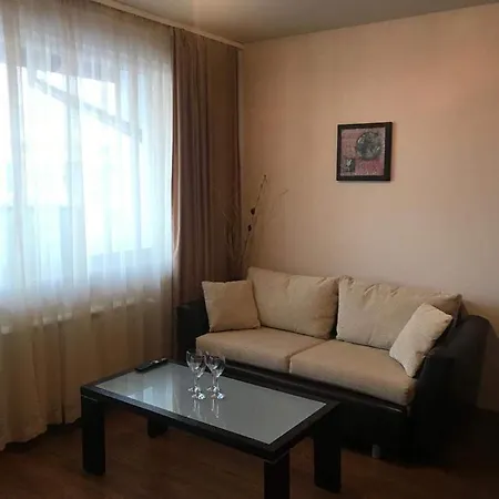 Royaltowers Emineki בנסקו