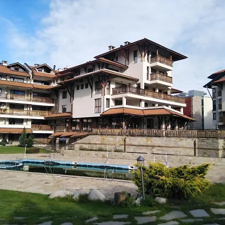 Royaltowers Emineki בנסקו